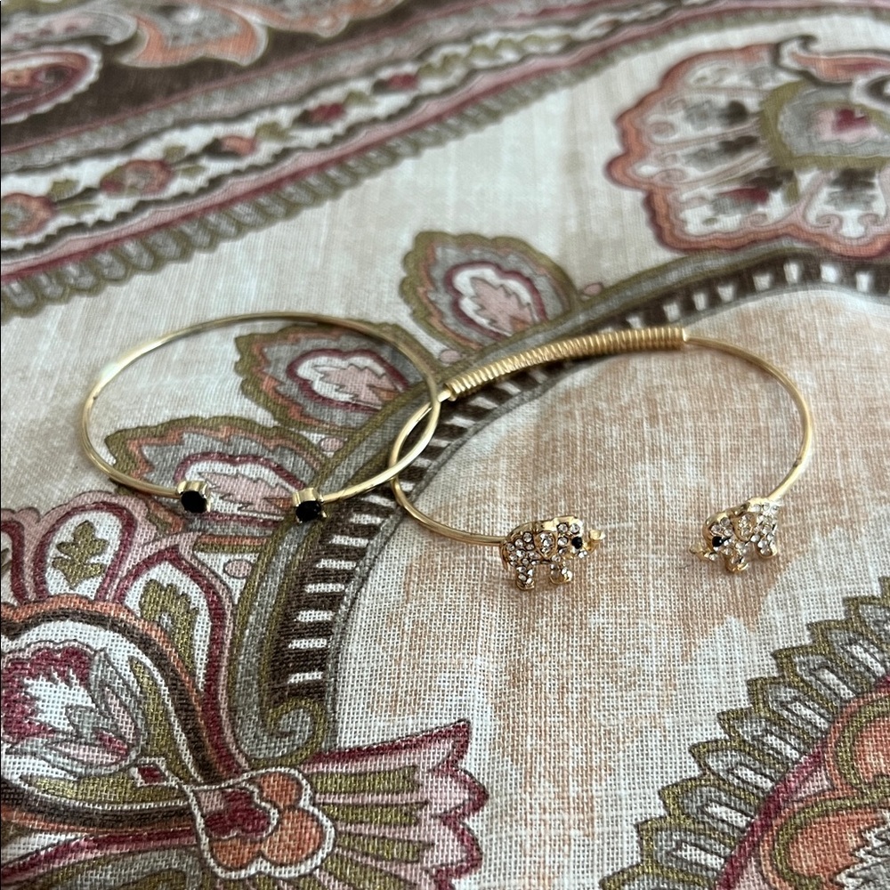 Elegant Gold and Black Elephant Bangle Set